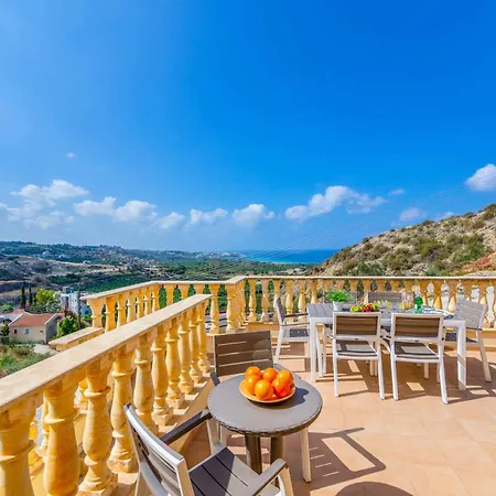 Vilă Aqua Royal Peyia